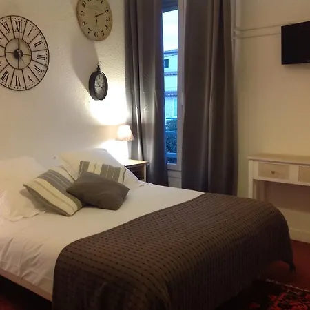 Hotel Lou Paradou 2*